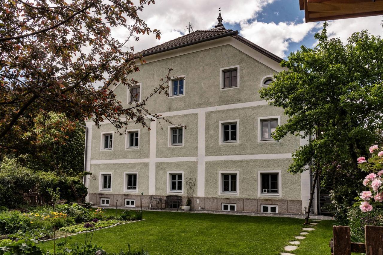 Puenlandhof Apartment Brunico Luaran gambar