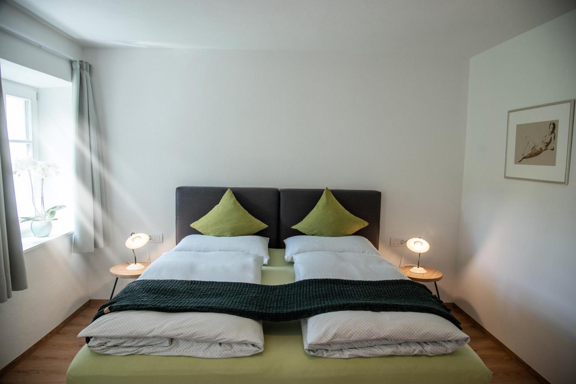 Puenlandhof Apartment Brunico Luaran gambar