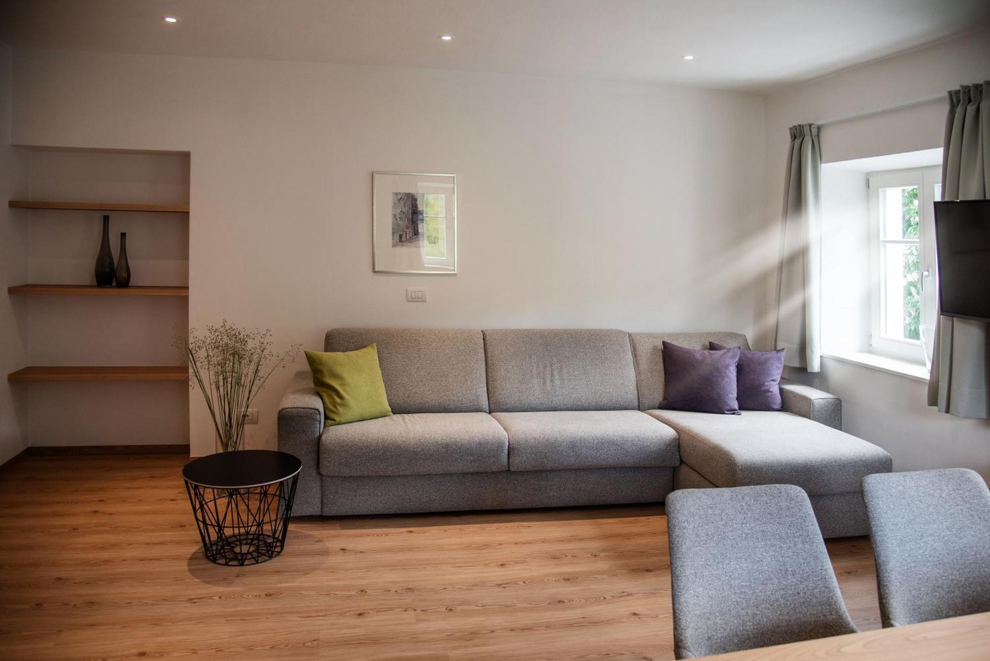 Puenlandhof Apartment Brunico Luaran gambar